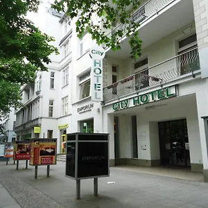 Am Kurfuerstendamm Berlin