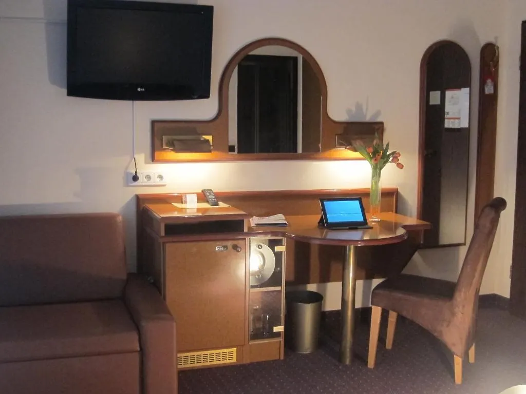 Hotel Atrium Берлин